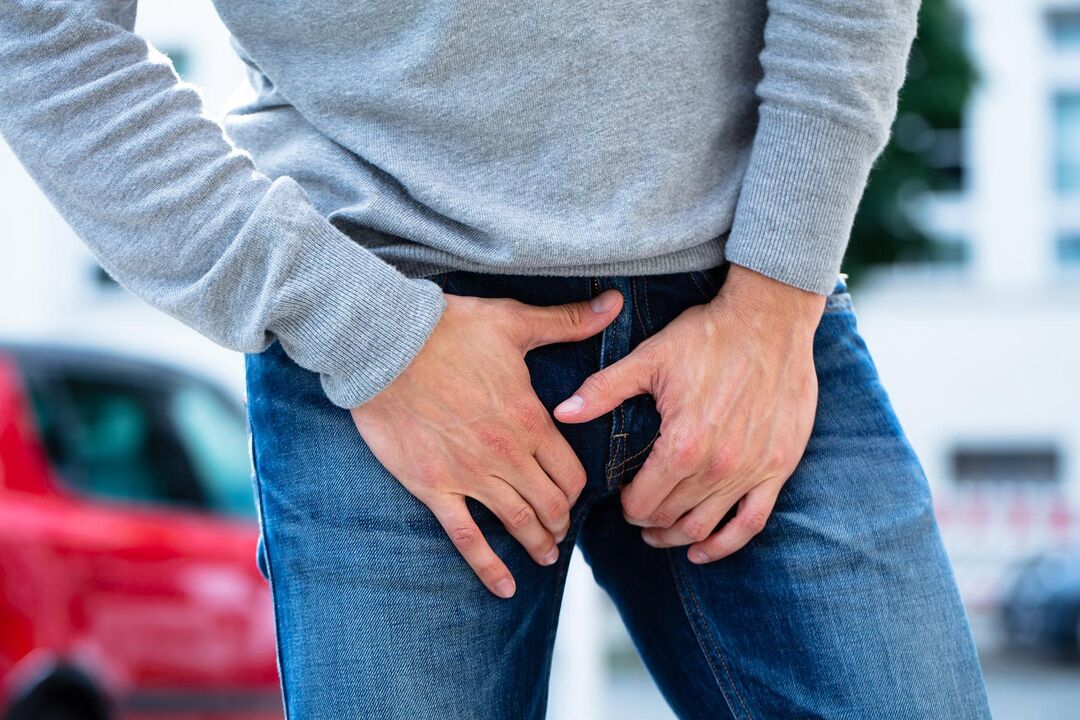sāpes cirkšņos vīrietim ar akūtu prostatītu